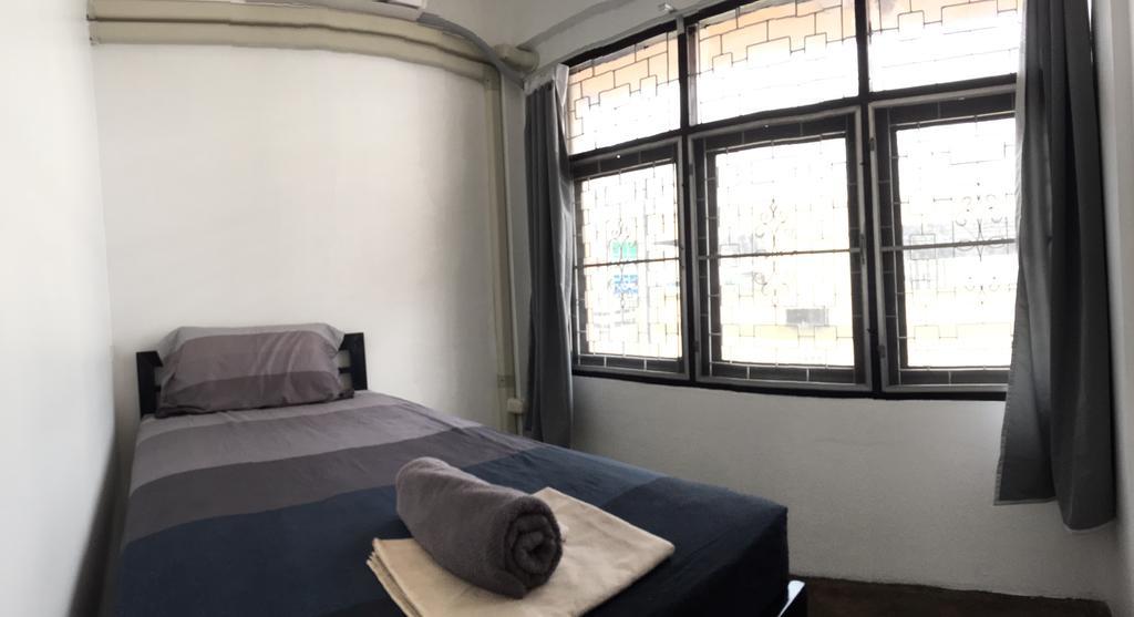 42 Guest House Bangkok Luaran gambar